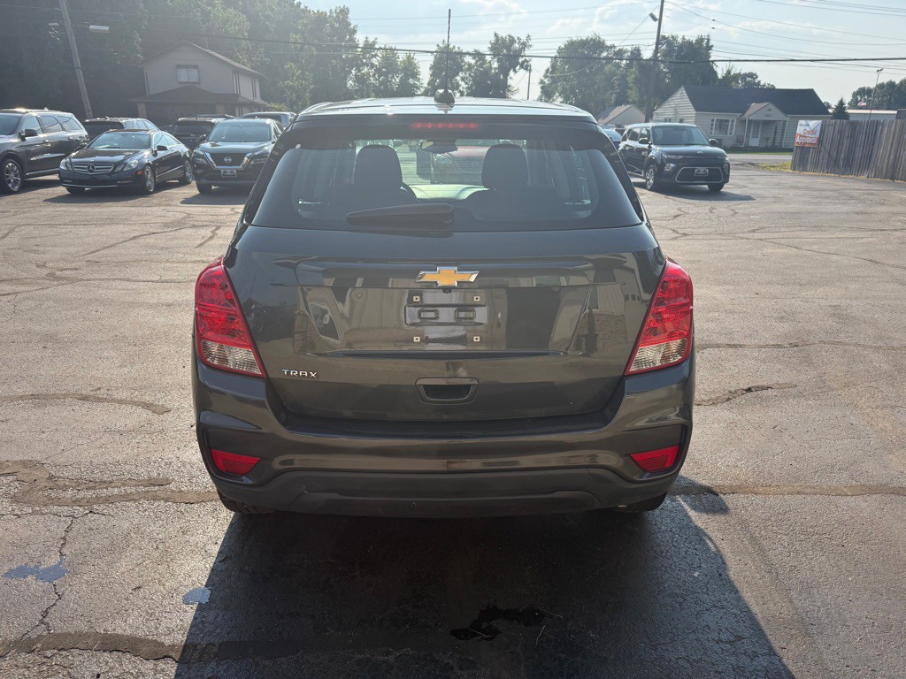 2019 Chevrolet Trax Image 2