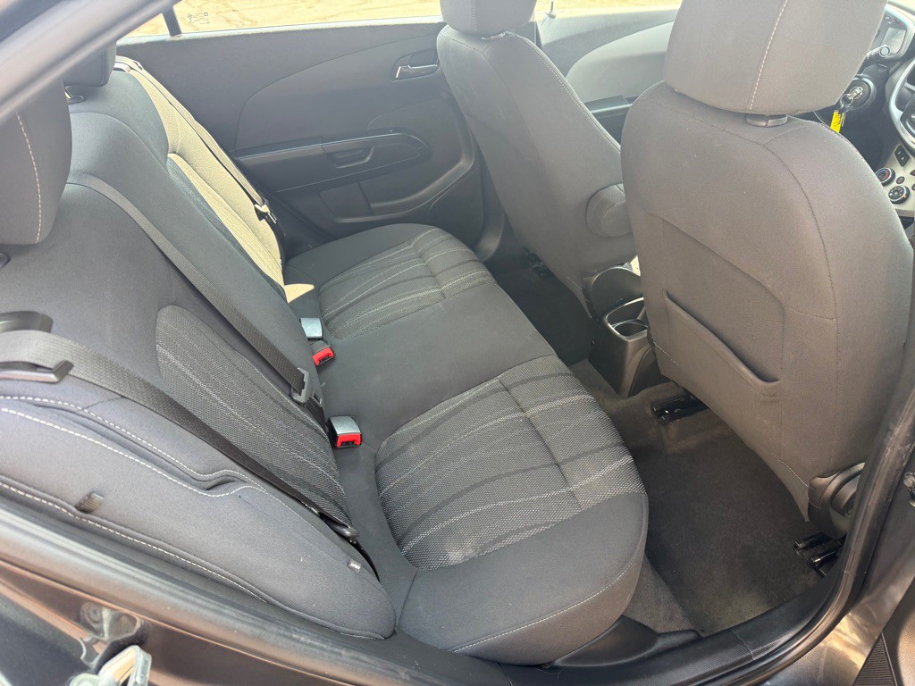 2018 Chevrolet Sonic Image 15