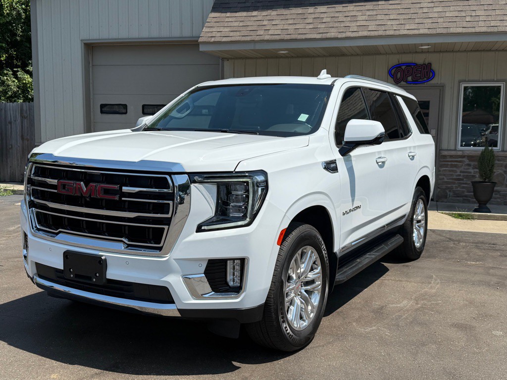 2022 GMC Yukon Image 3