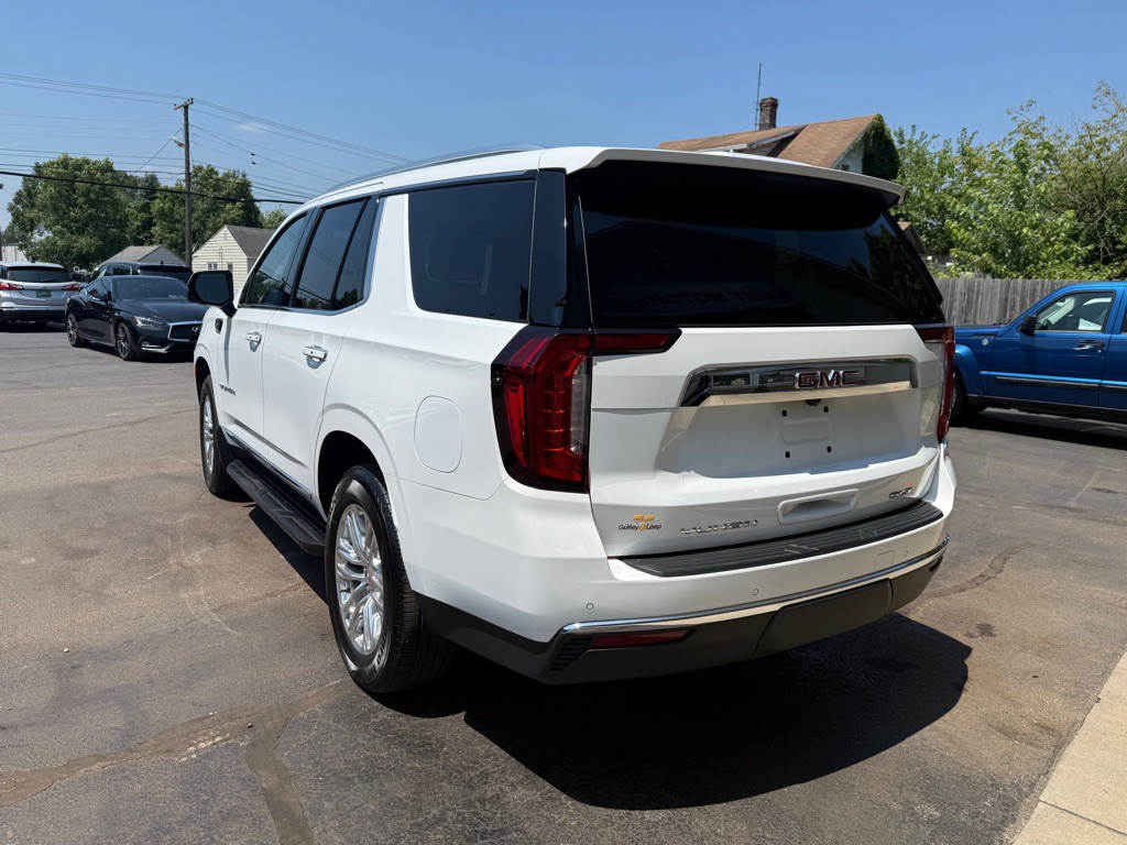 2022 GMC Yukon Image 4