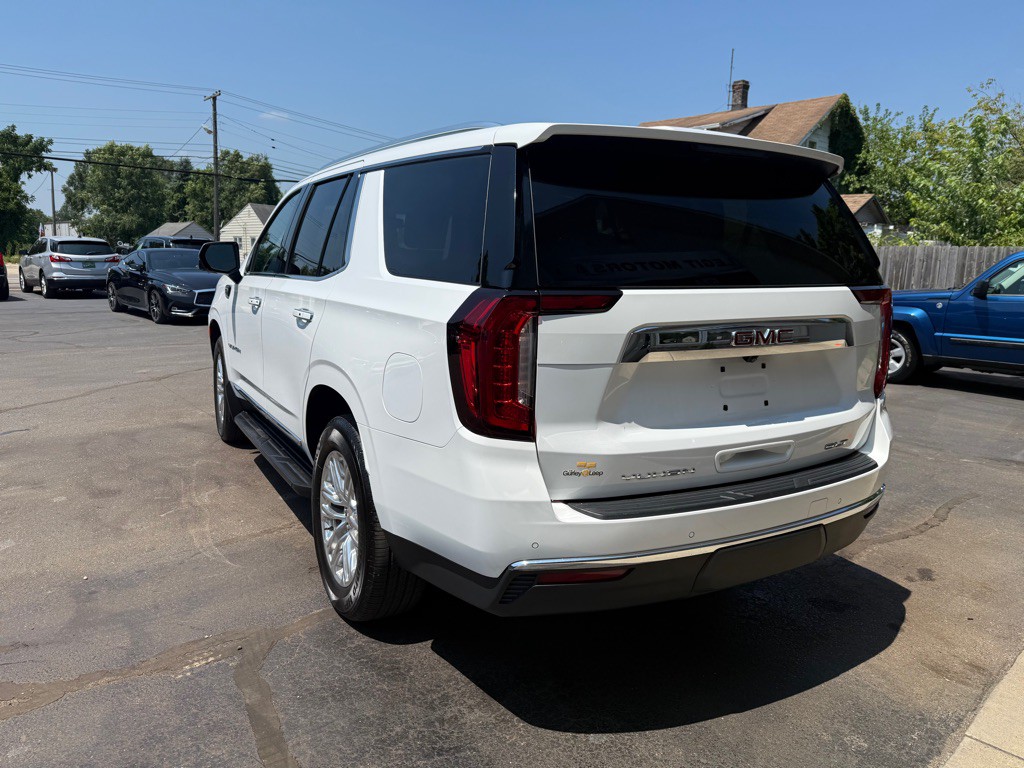 2022 GMC Yukon Image 7