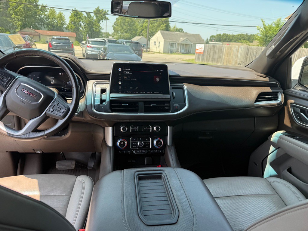 2022 GMC Yukon Image 20