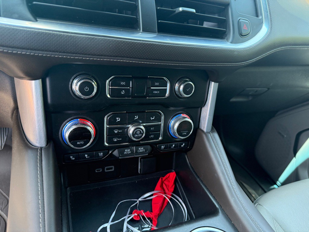 2022 GMC Yukon Image 31