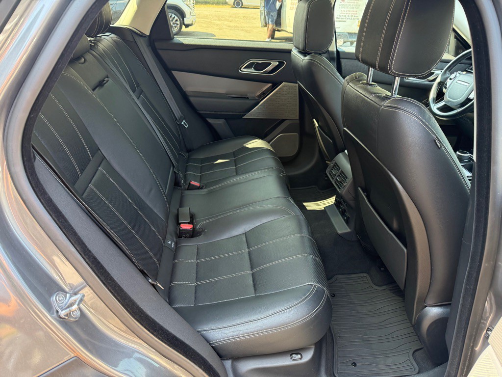 2018 Land Rover Range Rover Image 15