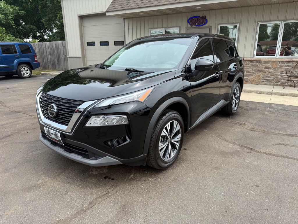 2021 Nissan Rogue Image 1