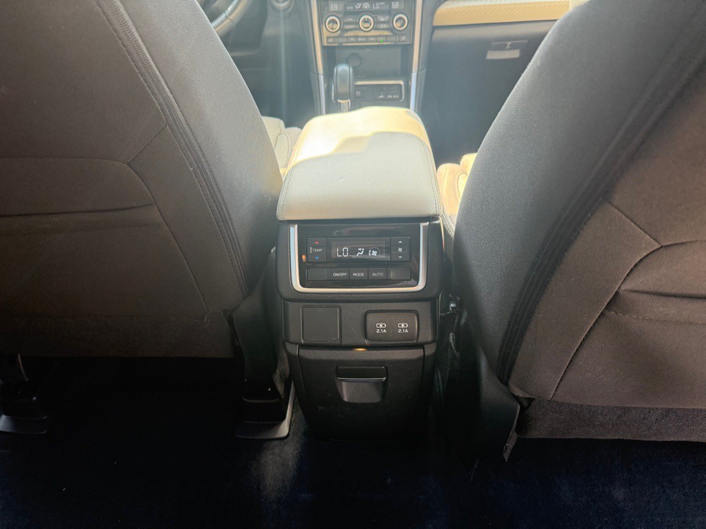 2020 Subaru Ascent Image 17
