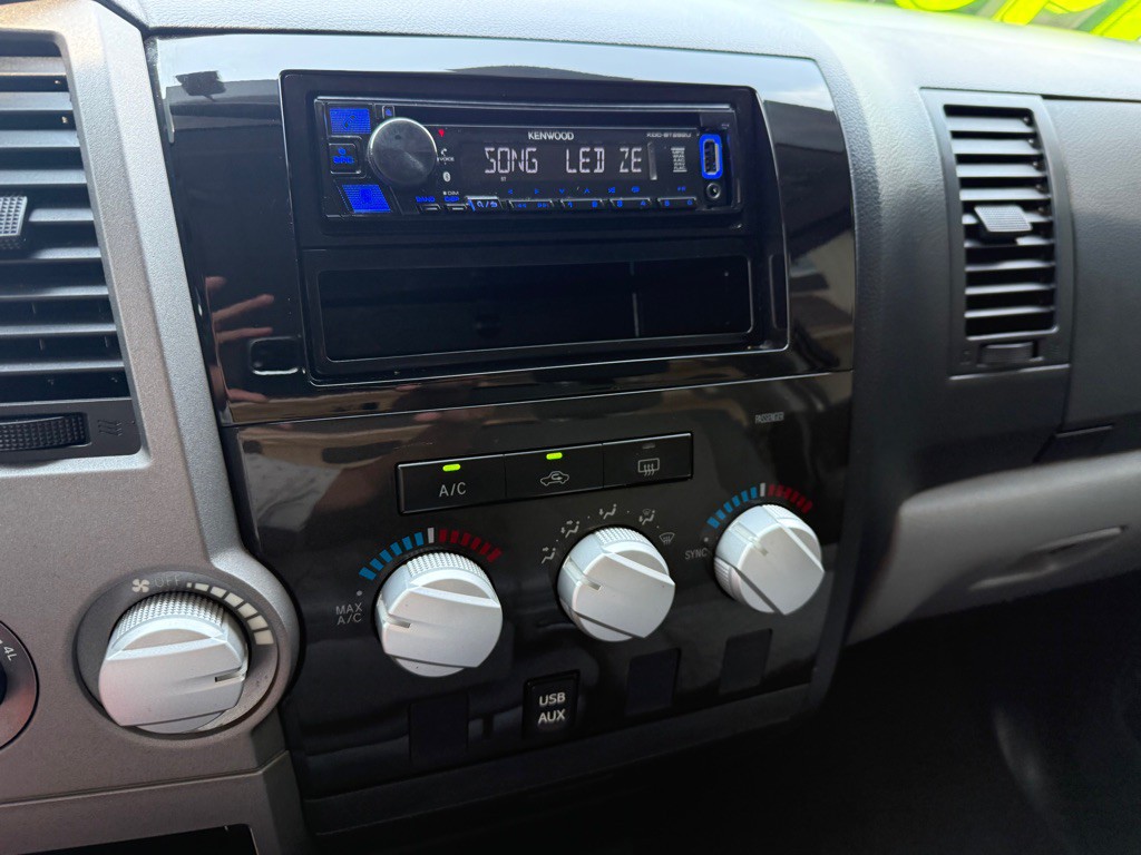 2013 Toyota Tundra Image 24