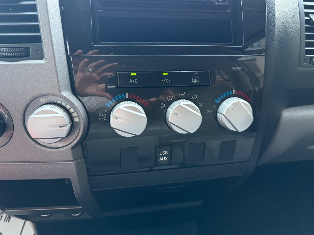 2013 Toyota Tundra Image 25