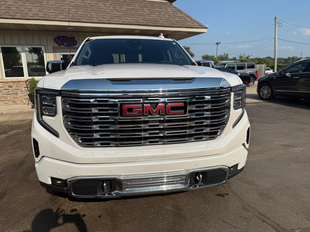 2023 GMC Sierra Image 17