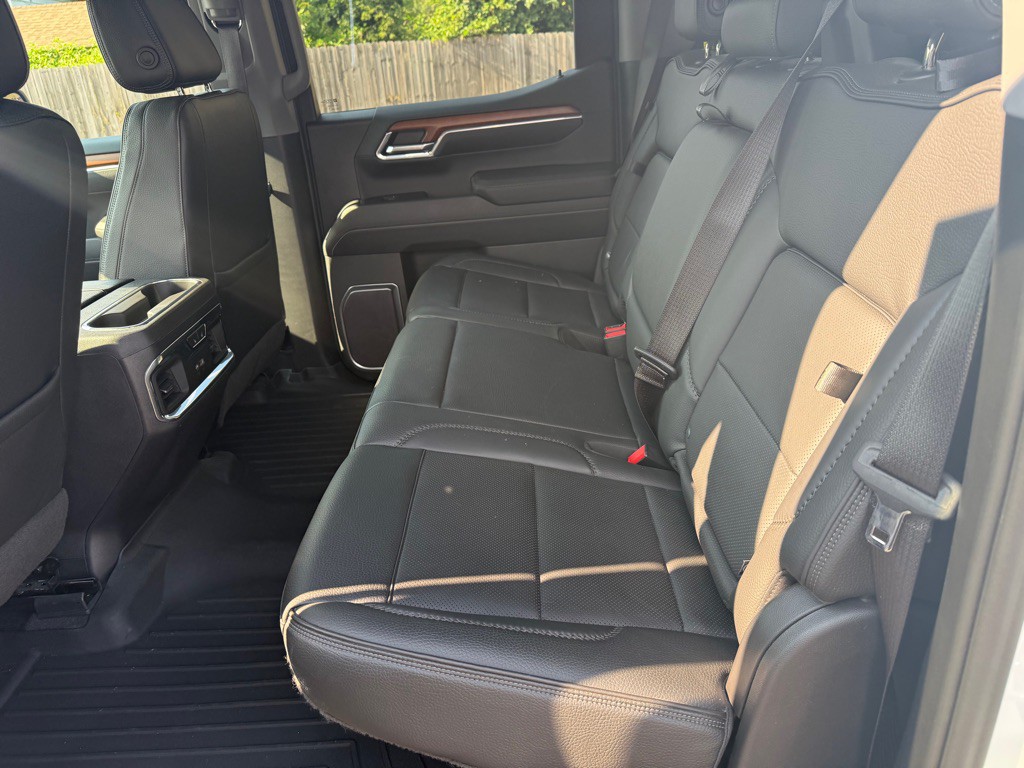 2023 GMC Sierra Image 26