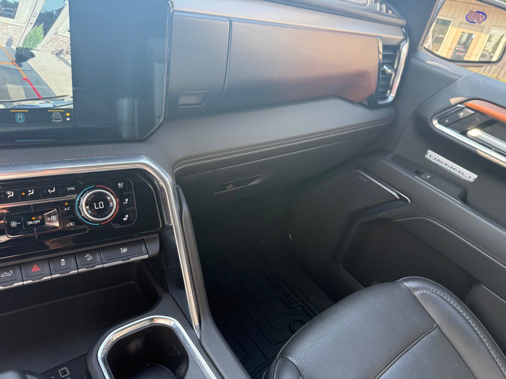 2023 GMC Sierra Image 42