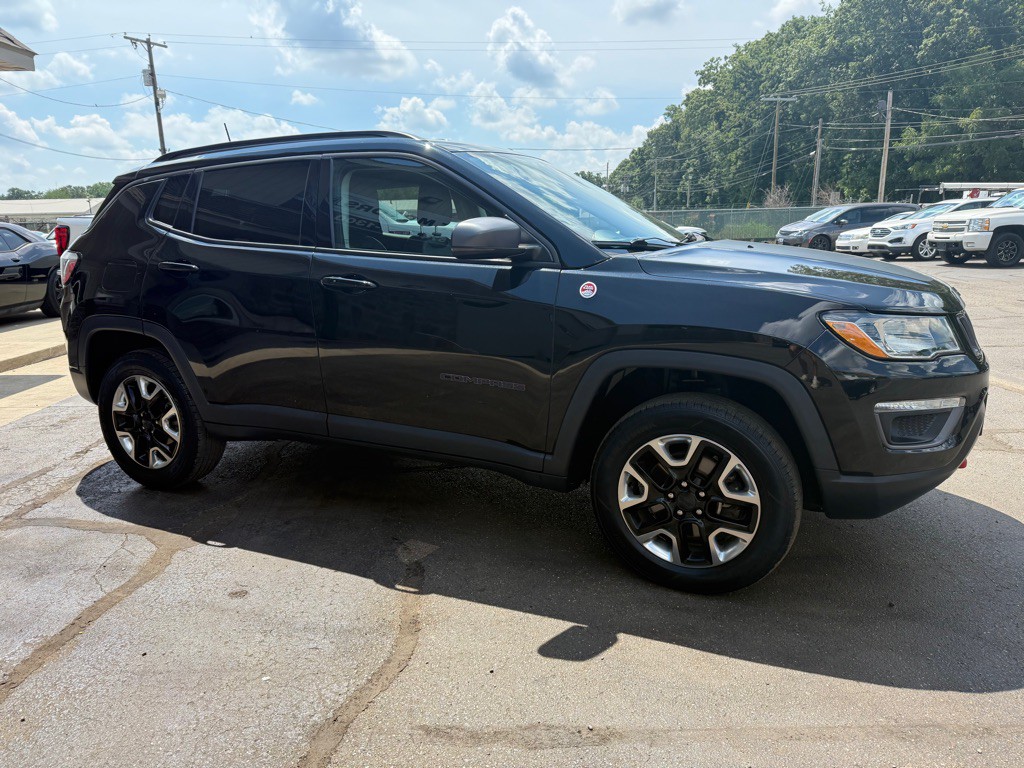 2017 Jeep Compass Image 6