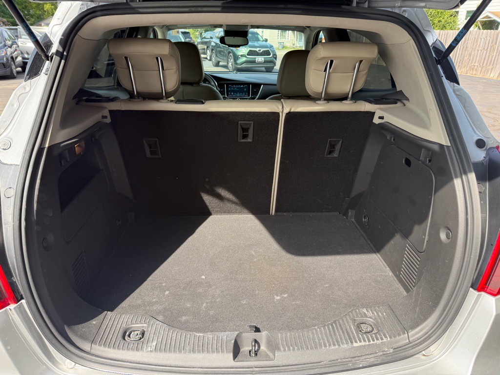 2017 Buick Enclave Image 12