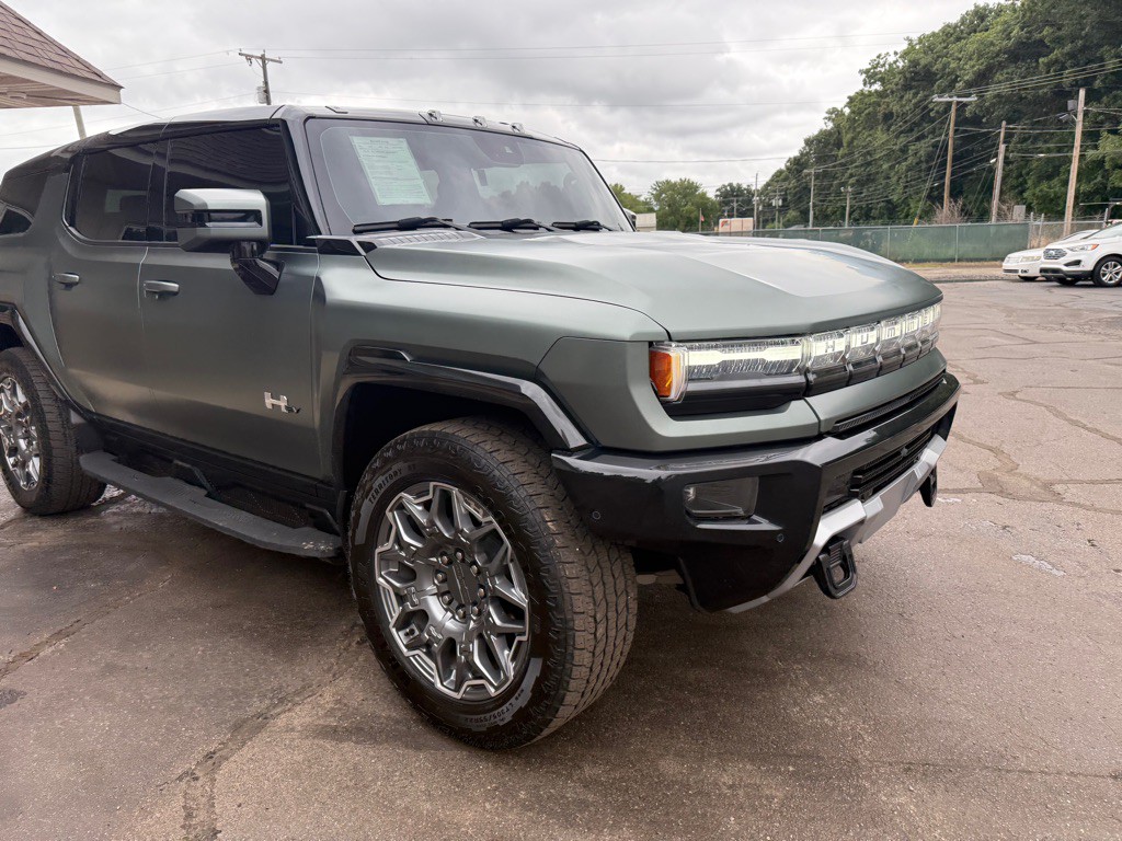 2024 GMC Hummer Suv Image 12