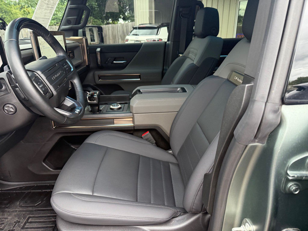 2024 GMC Hummer Suv Image 17