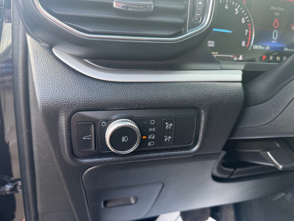 2020 Ford Explorer Image 22