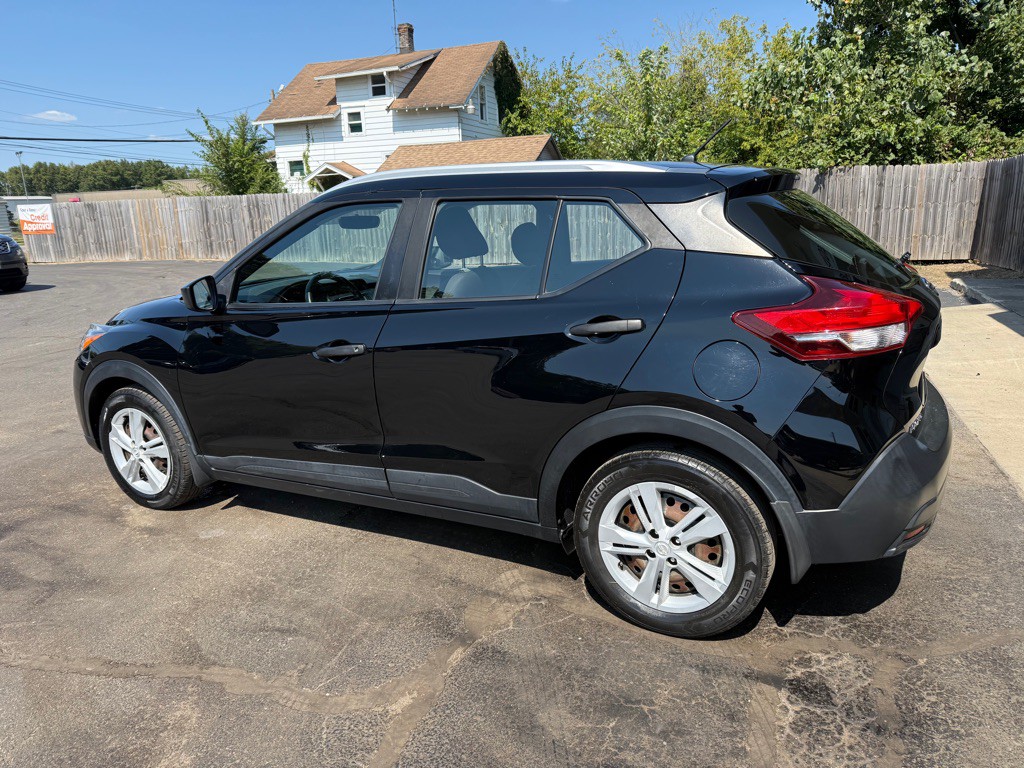 2019 Nissan Kicks Image 3