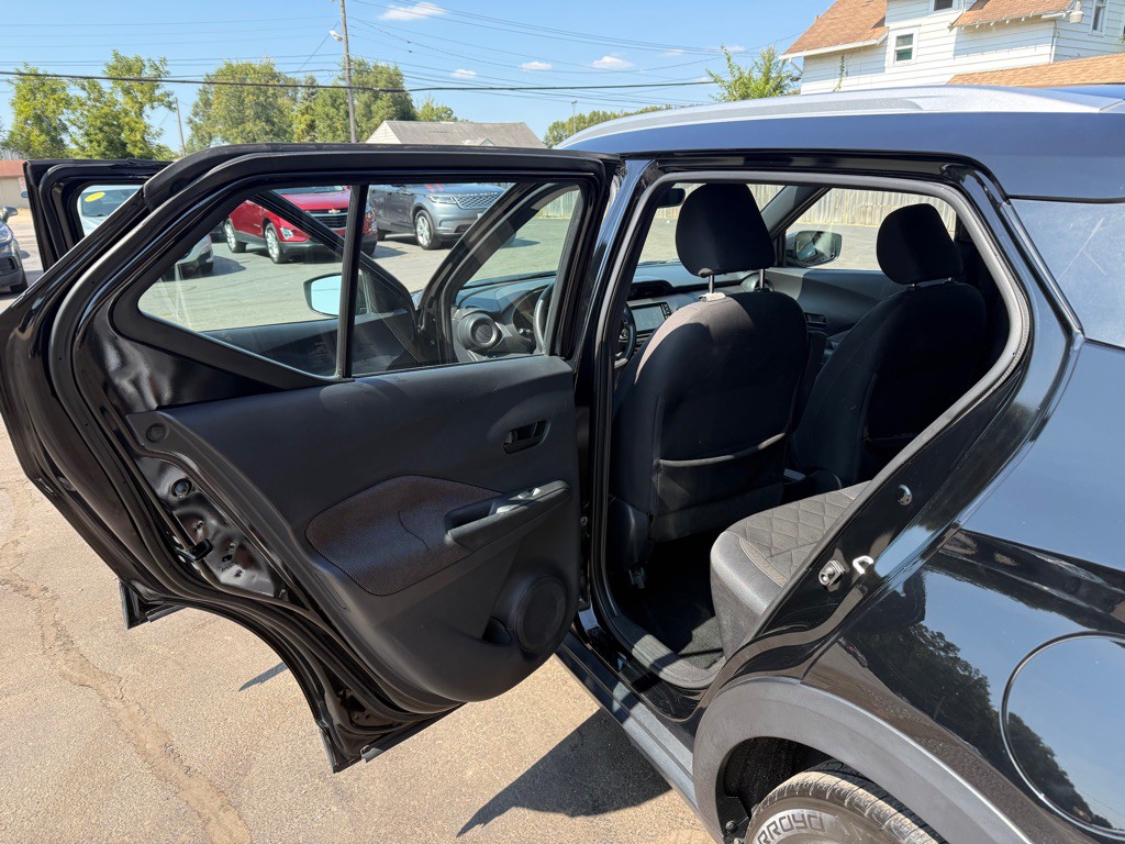 2019 Nissan Kicks Image 10