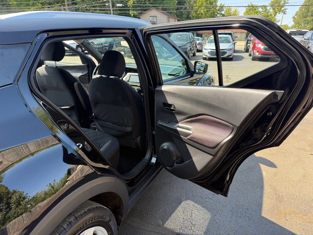 2019 Nissan Kicks Image 13