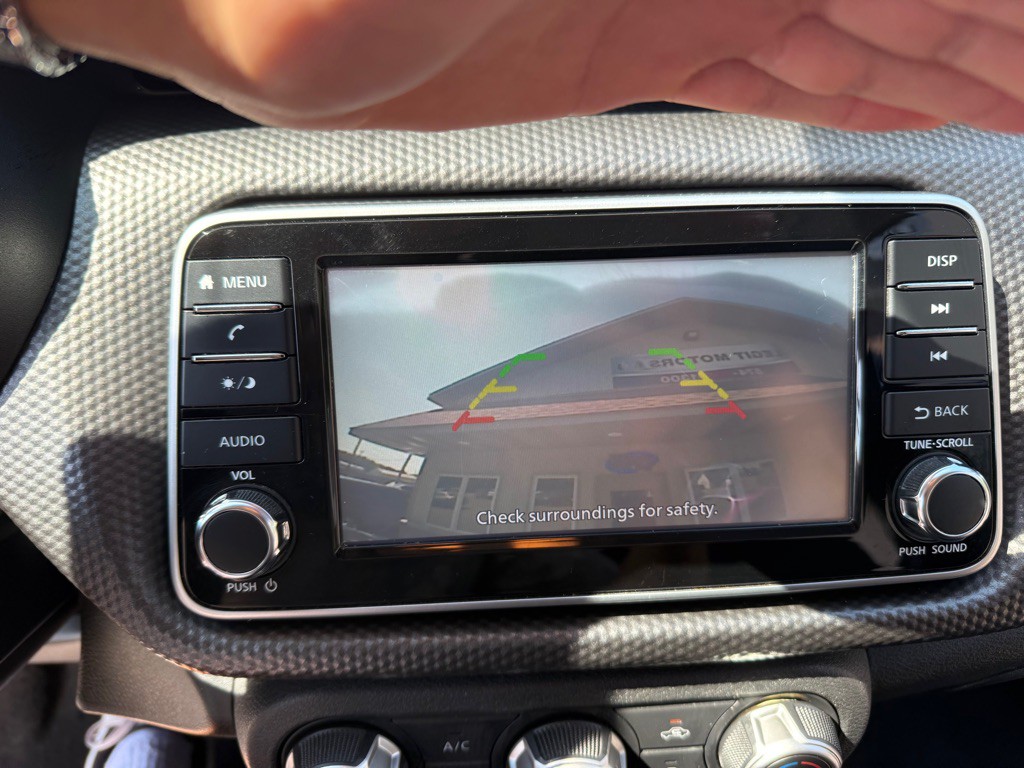 2019 Nissan Kicks Image 18