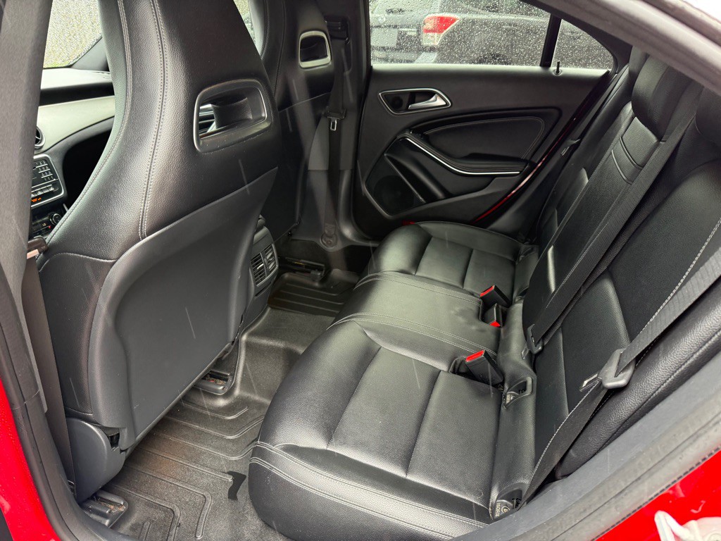 2016 Mercedes-Benz CLA-Class Image 14