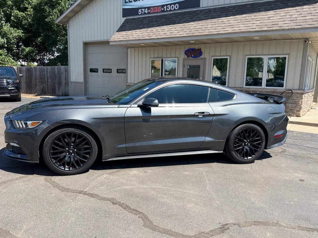 2016 Ford Mustang Image 3