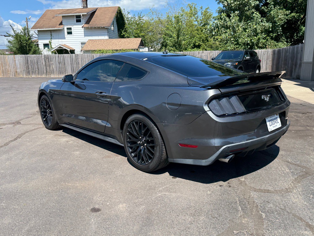 2016 Ford Mustang Image 4