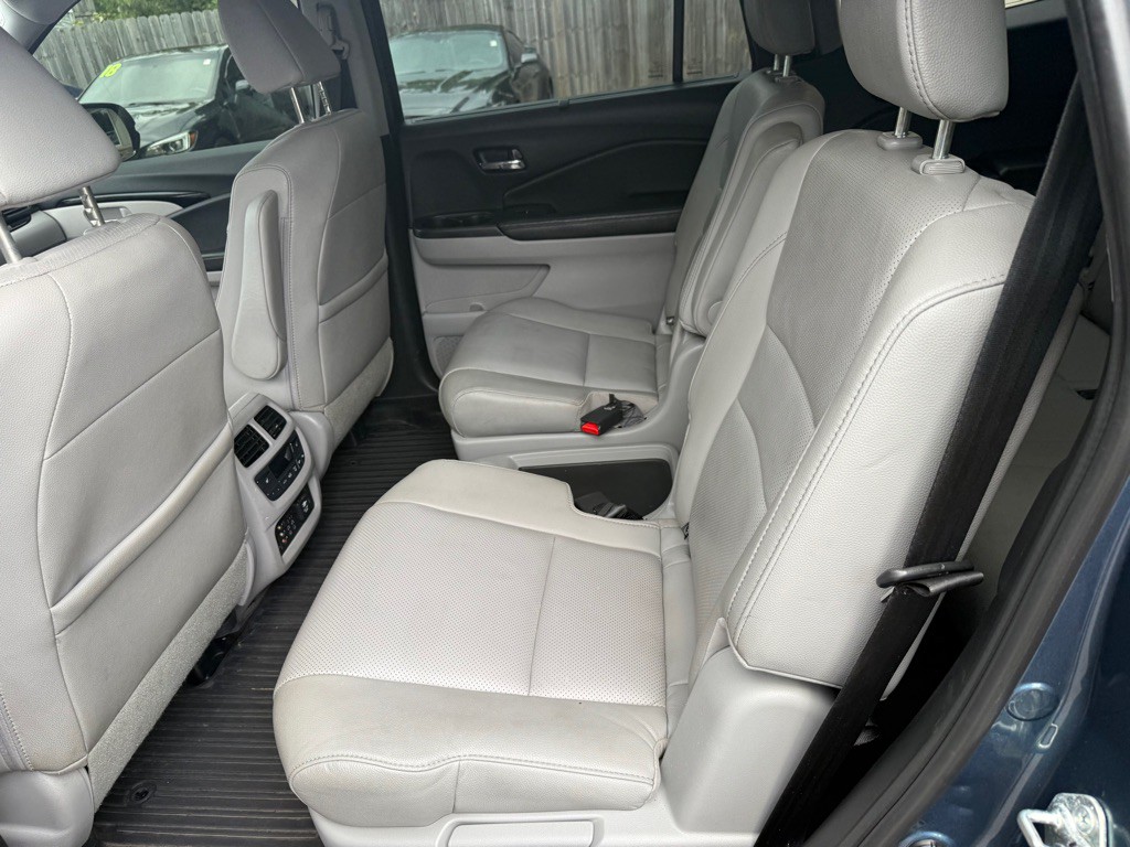 2017 Honda Pilot Image 22