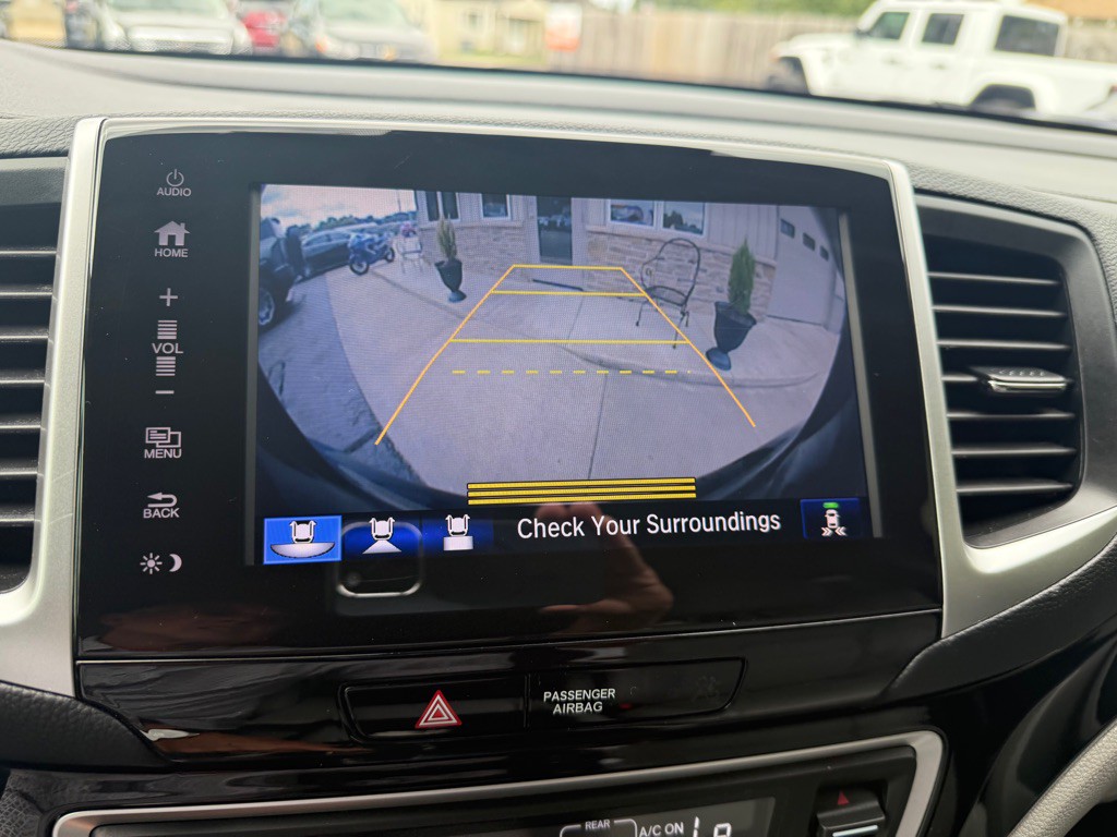 2017 Honda Pilot Image 26
