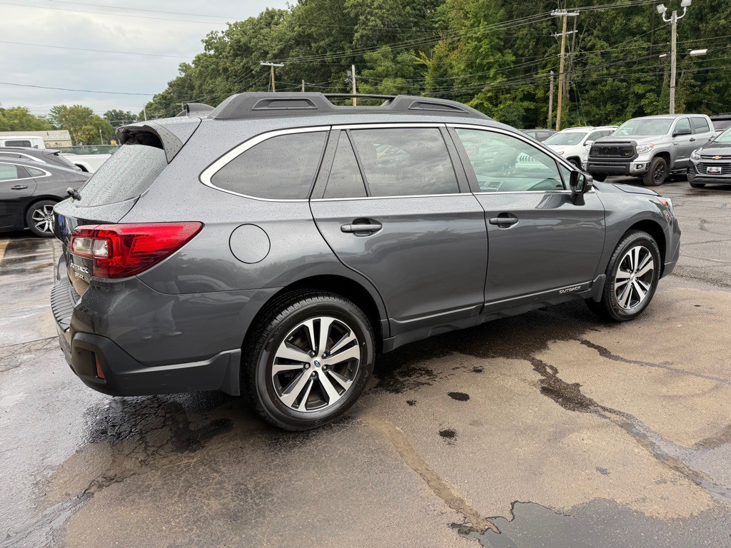 2018 Subaru Outback Image 6