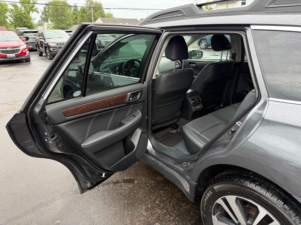 2018 Subaru Outback Image 11