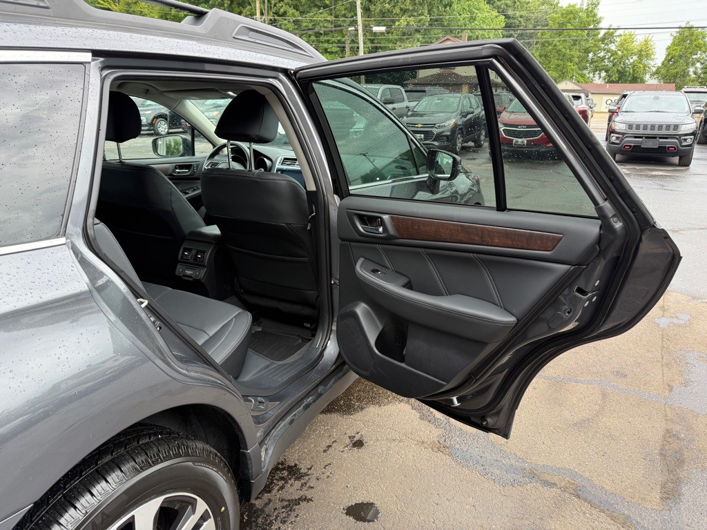 2018 Subaru Outback Image 13