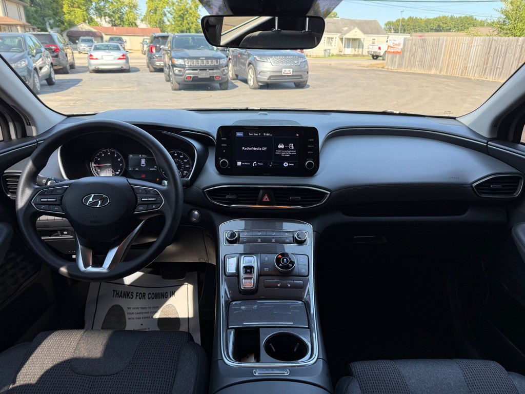 2022 Hyundai Santa Fe Image 16
