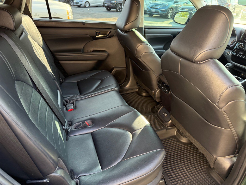 2023 Toyota Highlander Image 14