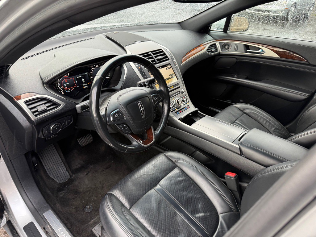 2018 Lincoln MKZ Image 13