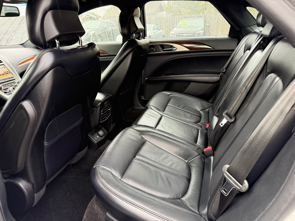 2018 Lincoln MKZ Image 15