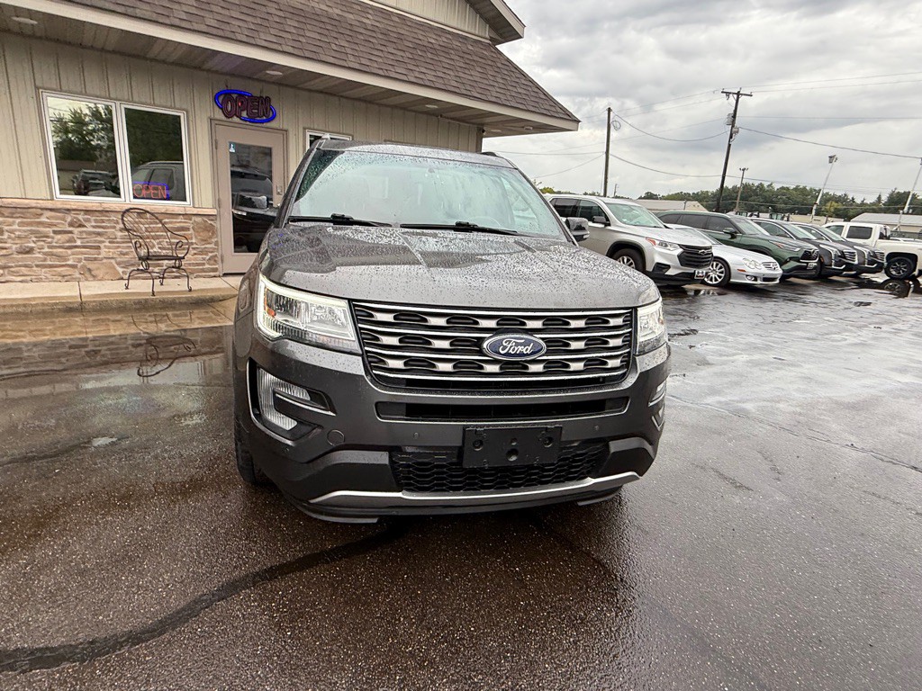 2016 Ford Explorer Image 16