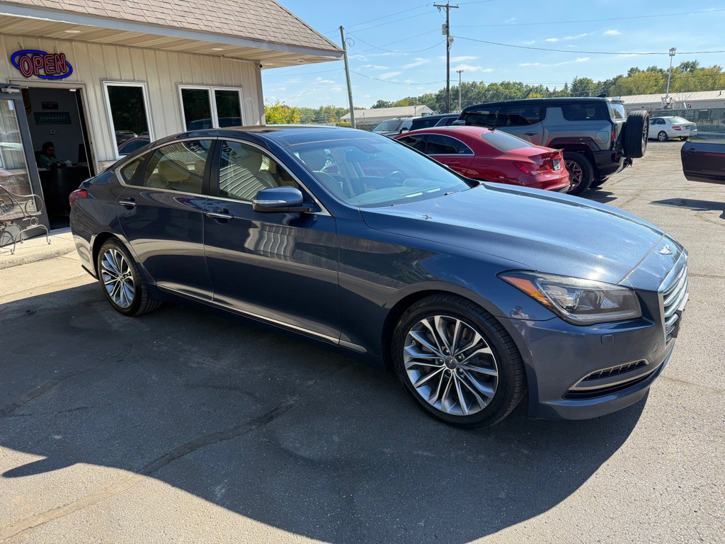 2015 Hyundai Genesis Image 7