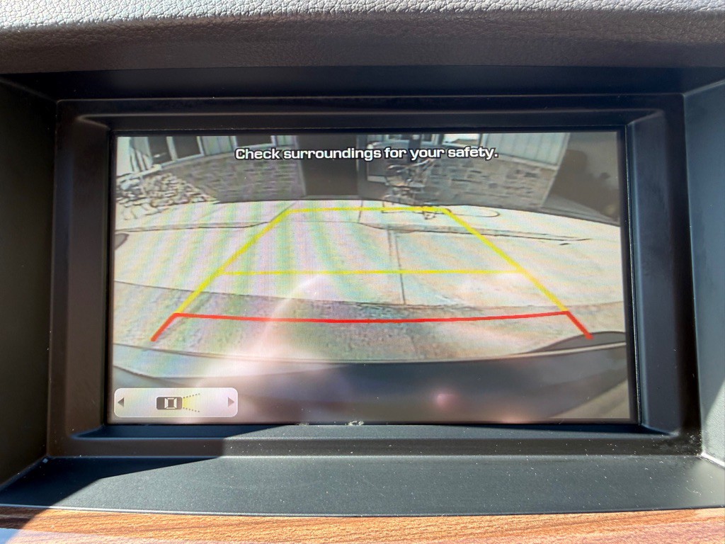 2015 Hyundai Genesis Image 23