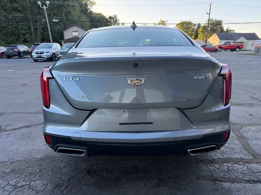 2022 Cadillac CT4 Image 4