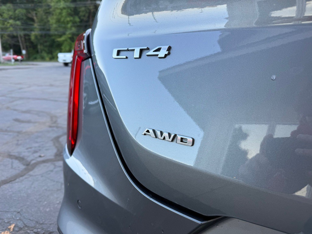 2022 Cadillac CT4 Image 5