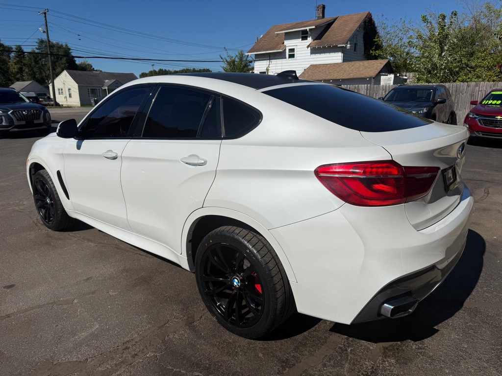 2015 BMW X6 Image 3