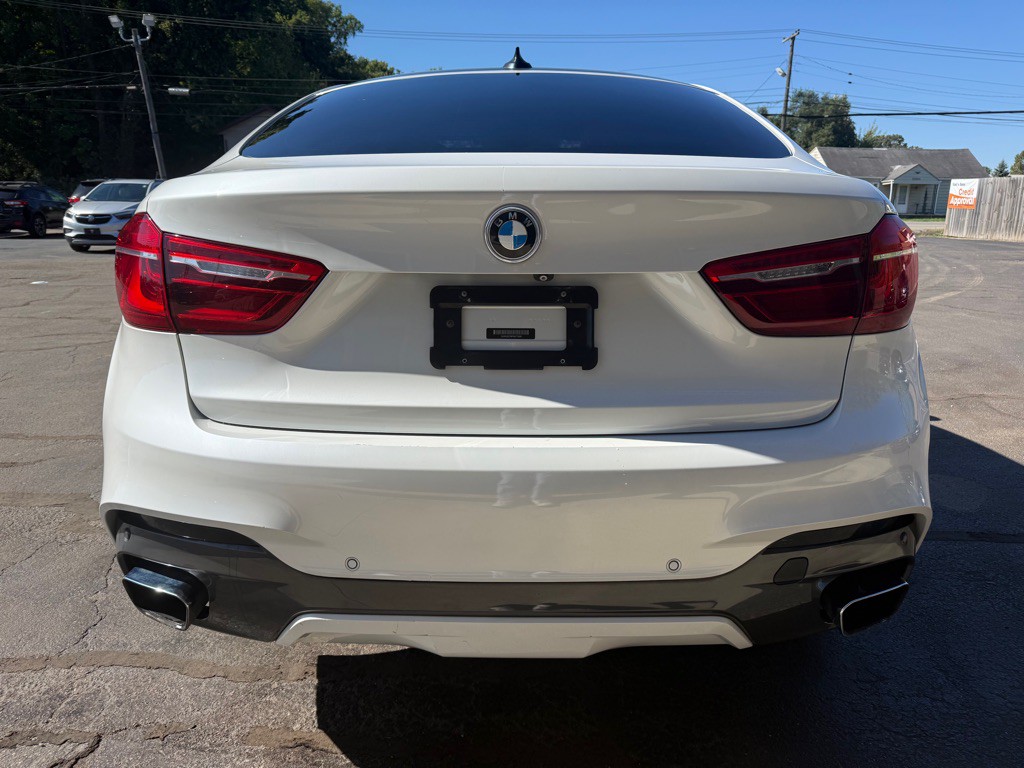 2015 BMW X6 Image 4