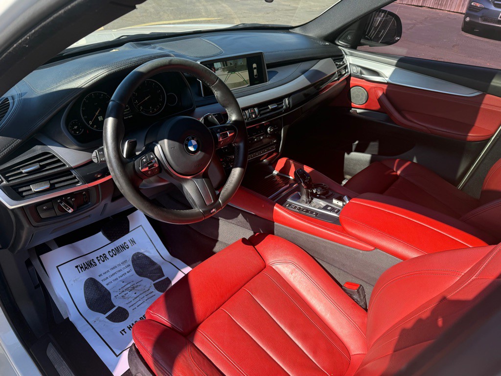 2015 BMW X6 Image 10