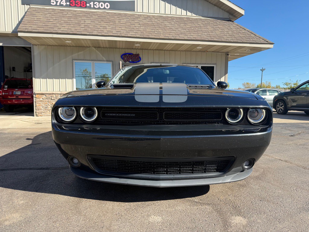 2018 Dodge Challenger Image 8