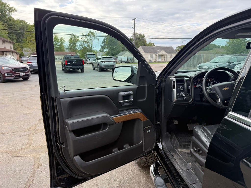 2018 Chevrolet Silverado 1500 Image 11