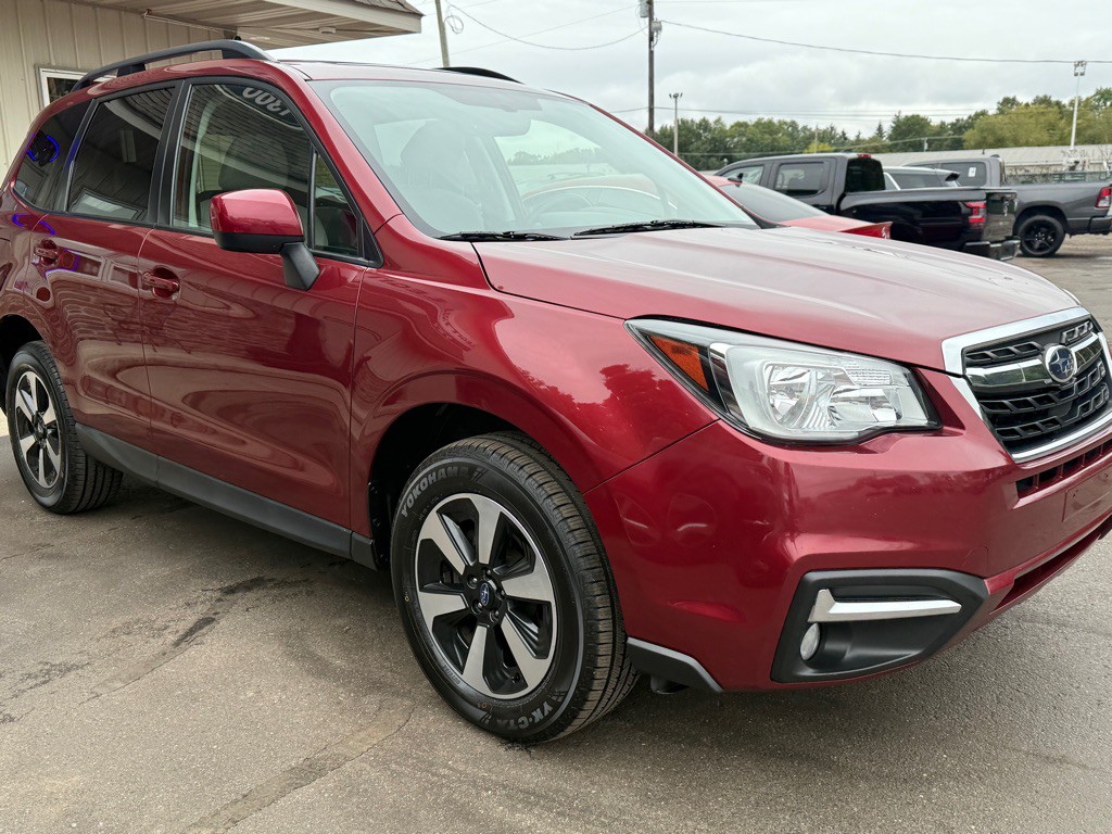 2017 Subaru Forester Image 9