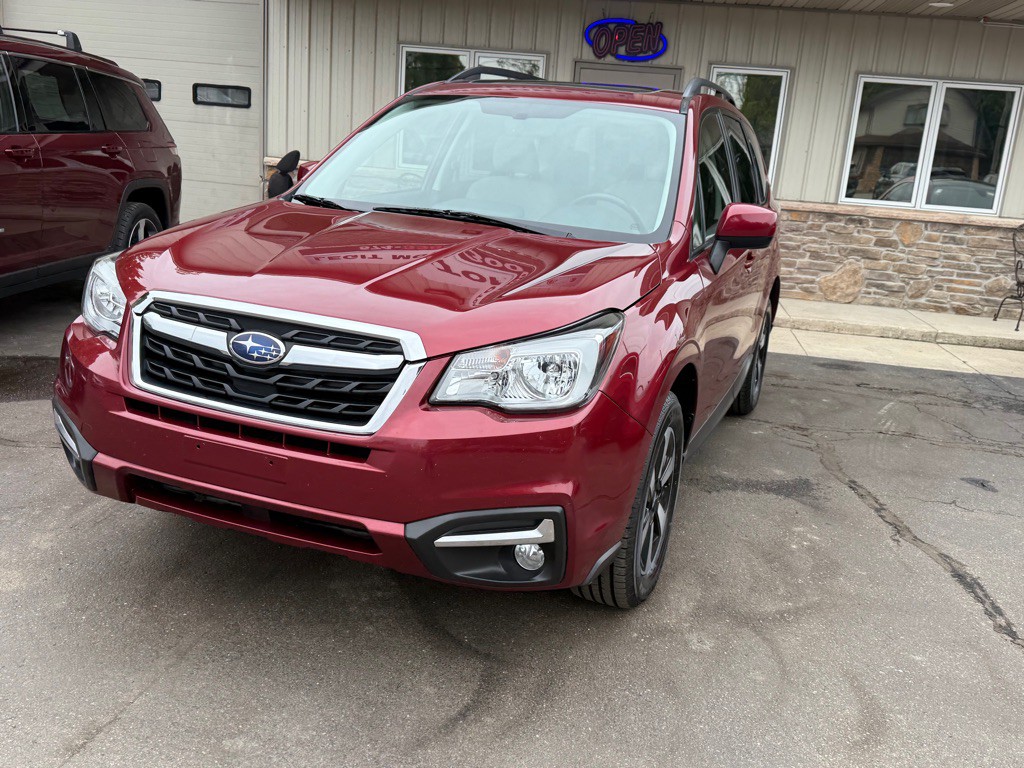 2017 Subaru Forester Image 13