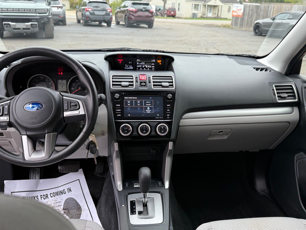 2017 Subaru Forester Image 19