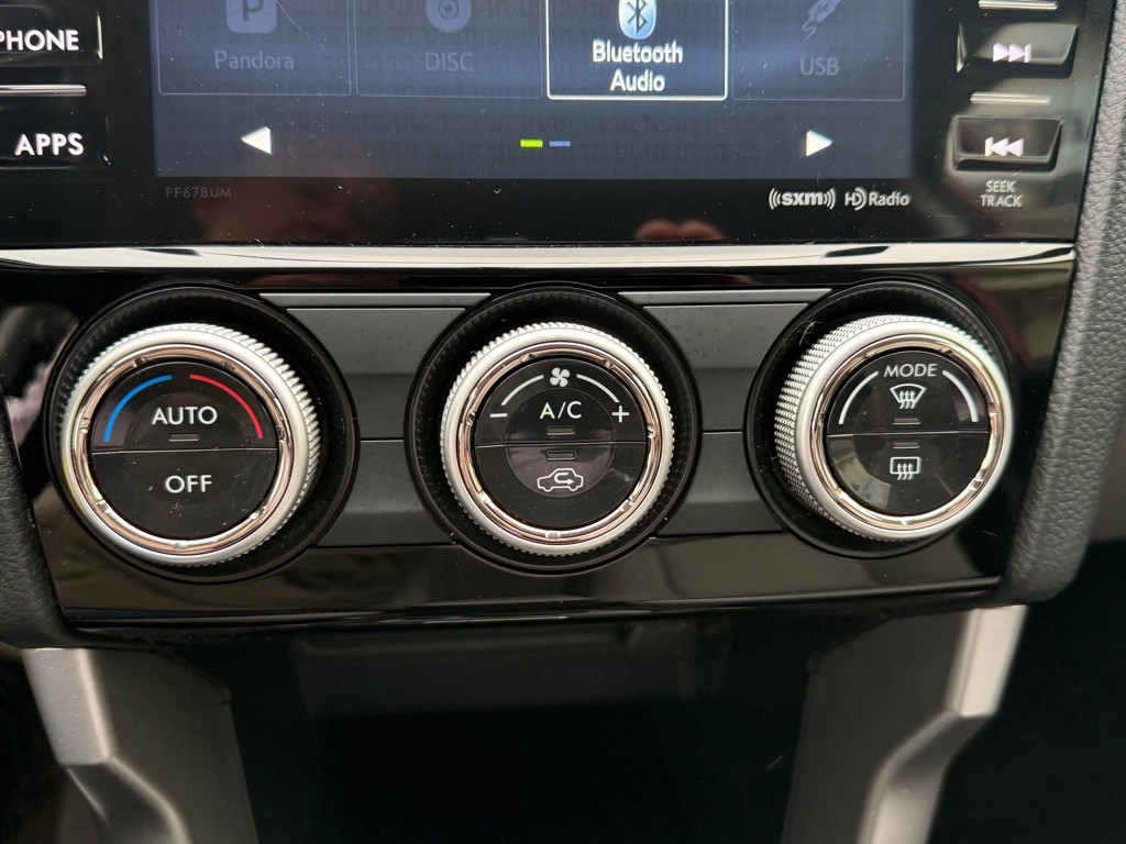2017 Subaru Forester Image 24